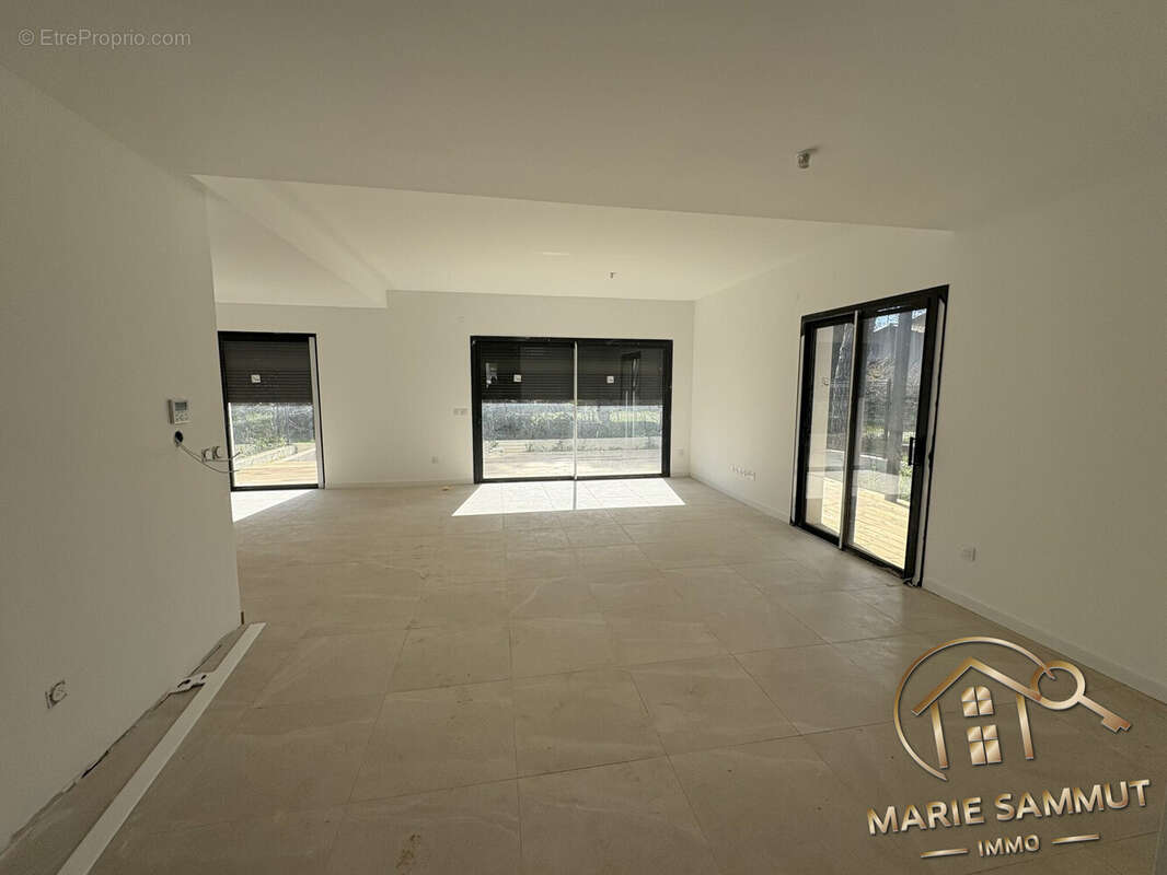 Maison 115 m² à Lattes  - photo 2