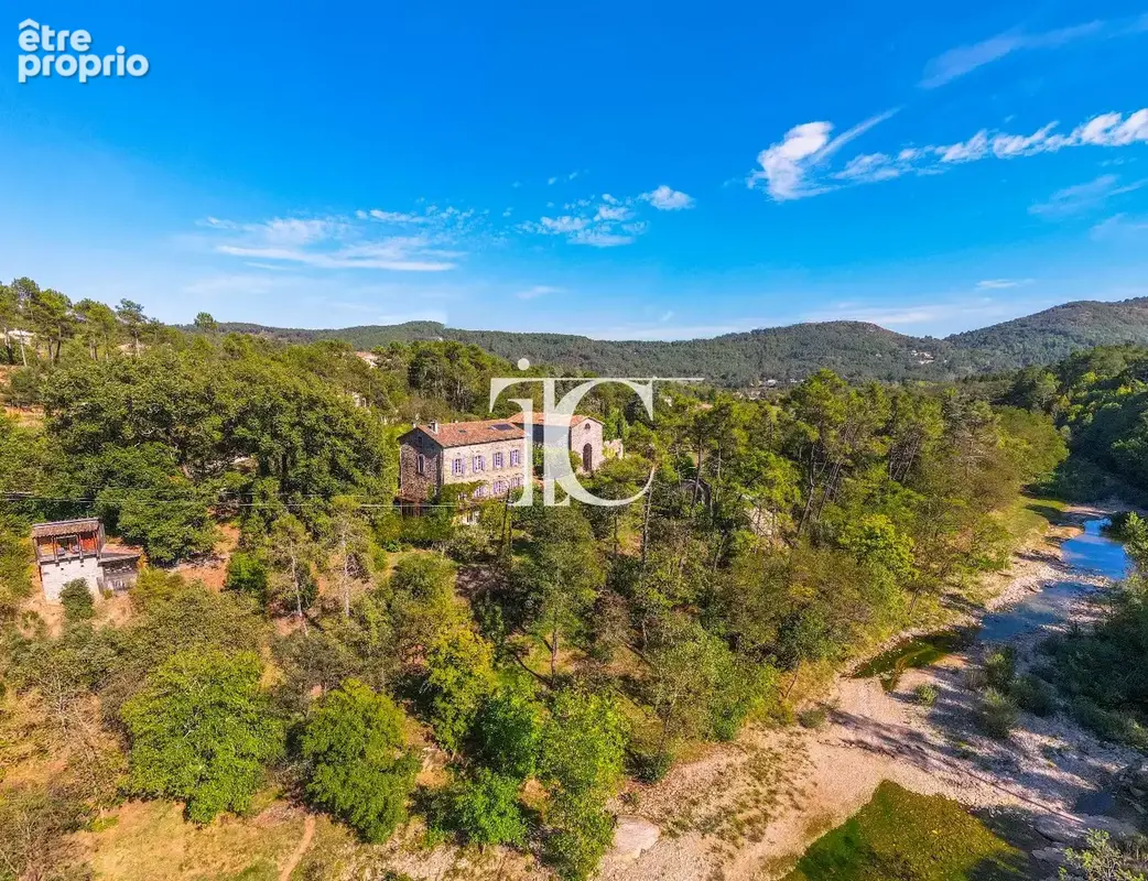 Mas du xviiieme 379m2 habitables 8700m2 de terrain riviere - photo 2