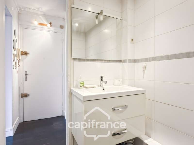 Appartement à LA GARENNE-COLOMBES