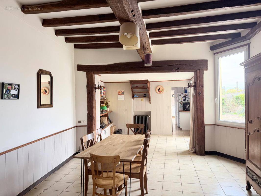 Maison à TREMENTINES