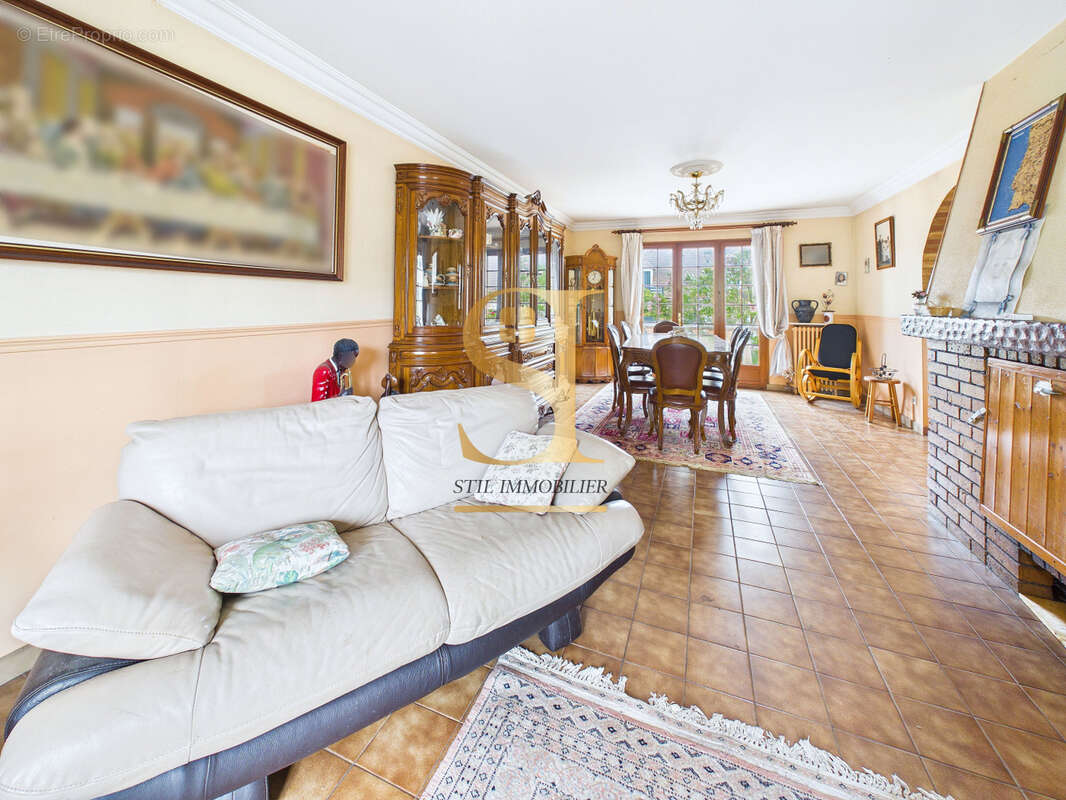 Maison 212 m² à Leuville-Sur-Orge  - photo 5