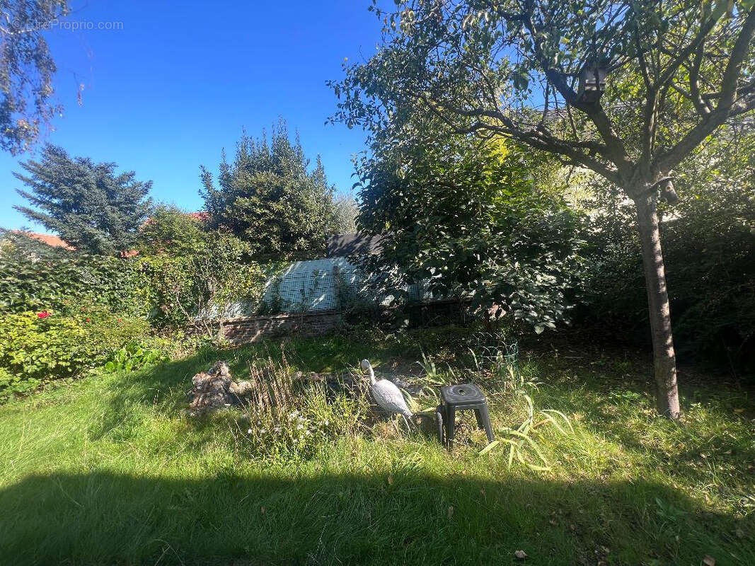 Maison à SARTROUVILLE