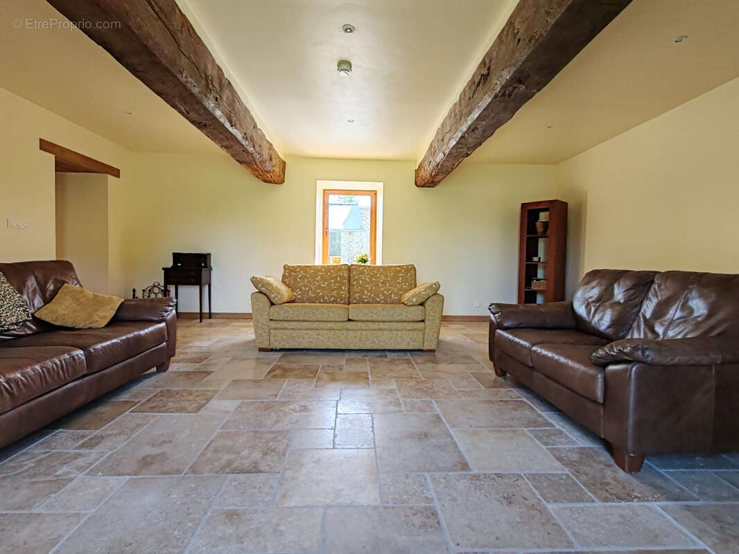 Maison à MARTIGNE-FERCHAUD