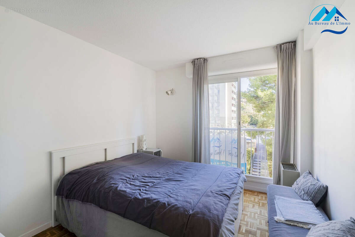 1ère Chambre - Appartement à MARSEILLE-11E