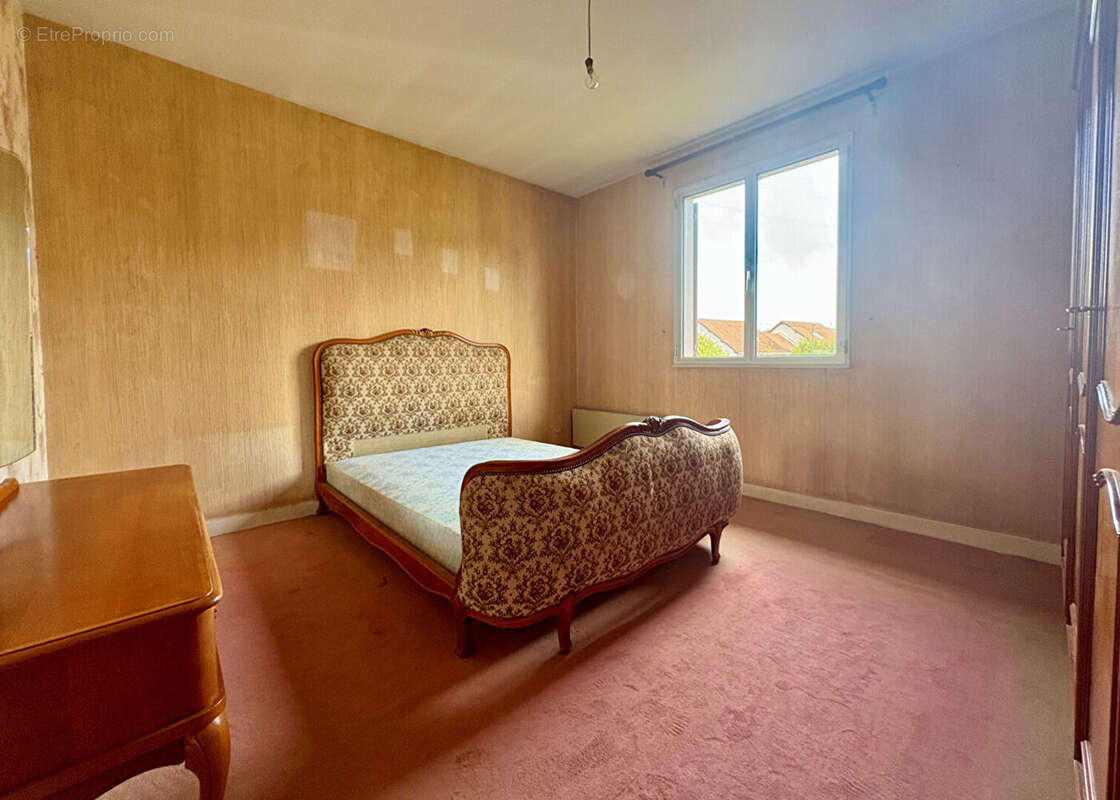 Maison à SAINT-NABORD