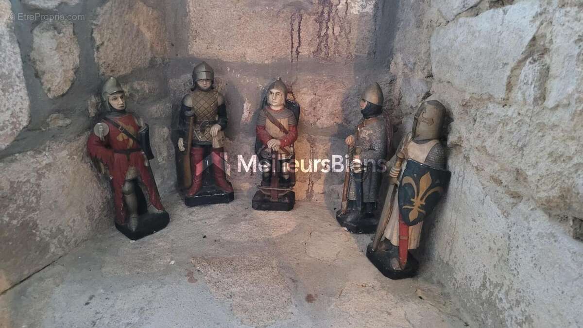 Maison à CROS-DE-MONTVERT