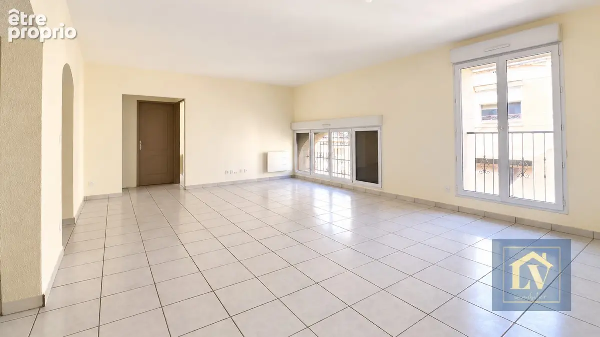 A vendre spacieux T3 avec place de stationnement dans garage - photo 3