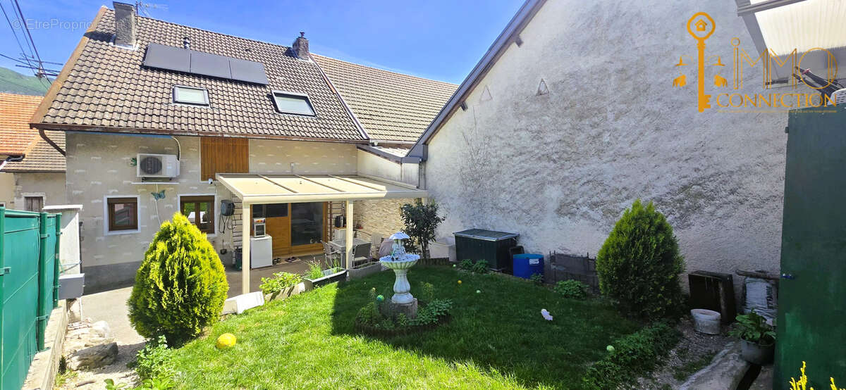 Maison à SEYSSEL