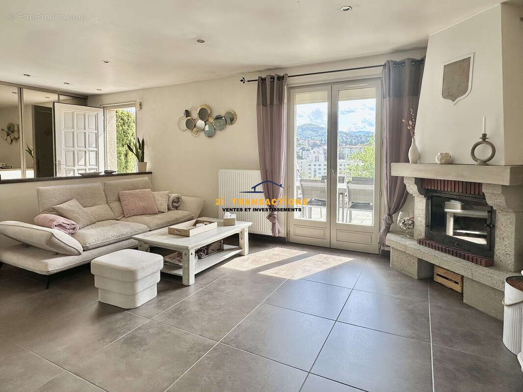 Maison à SAINT-CHAMOND