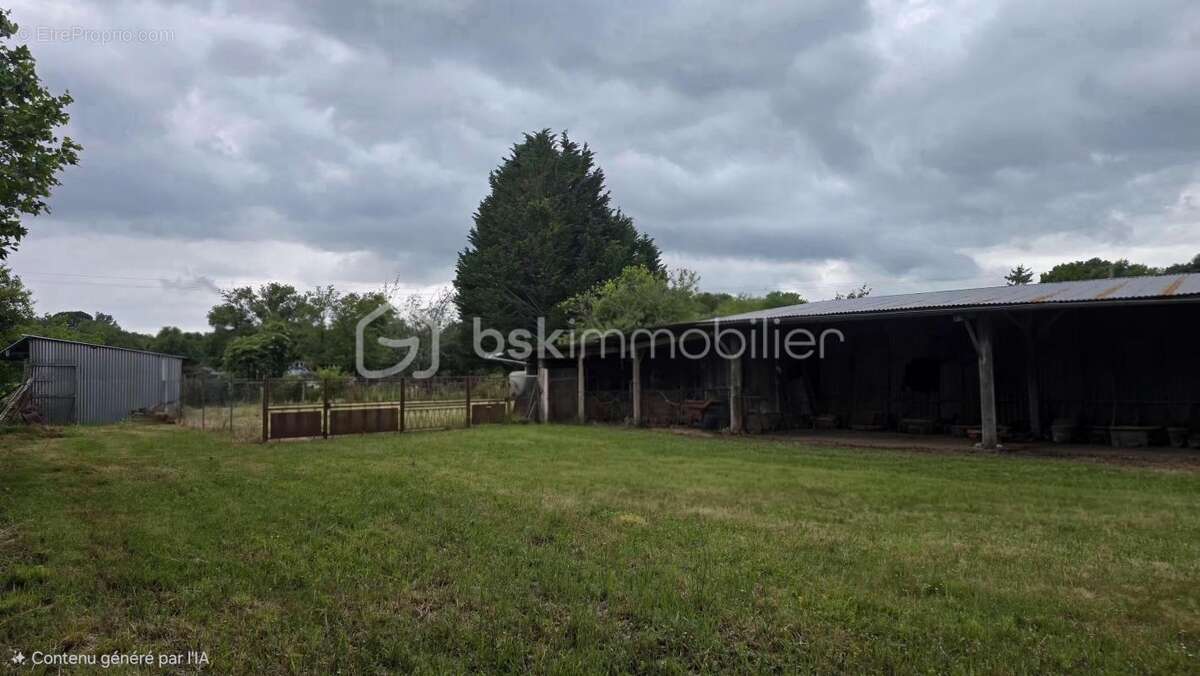 Votre futur maison, Terrain à bâtir 1104 m², hangars, clôturé - photo 2
