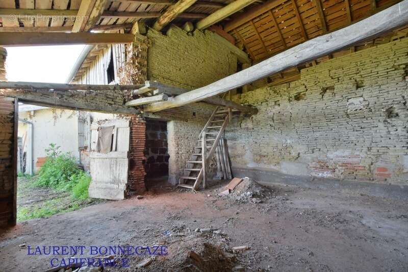 Maison à SAINT-NICOLAS-DE-LA-GRAVE