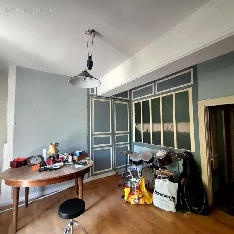 Maison à VILLENEUVE-SUR-YONNE