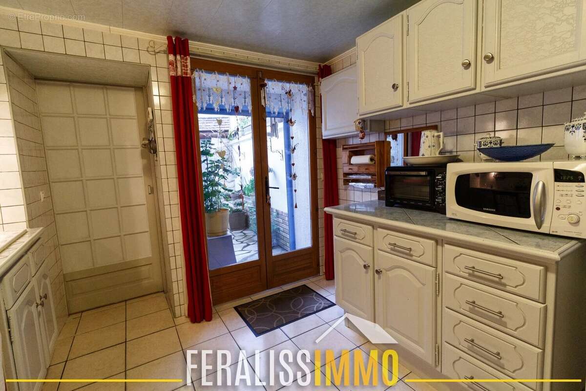 Maison à VAUX-SUR-SEINE