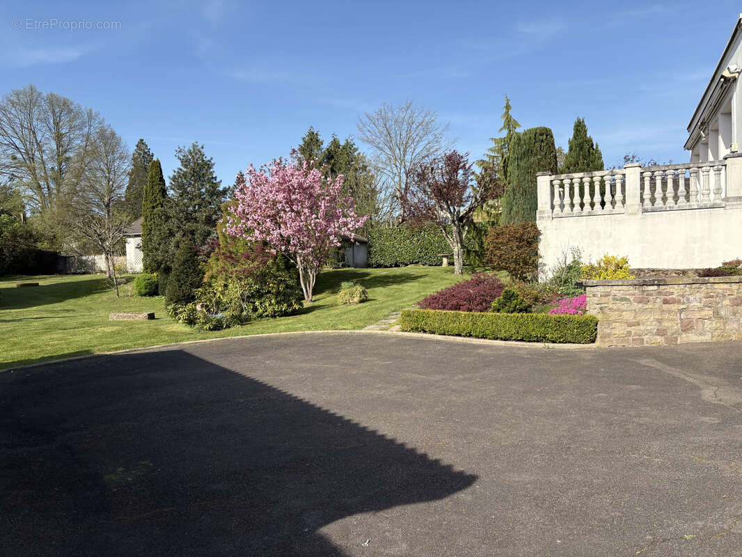 Maison à LUXEUIL-LES-BAINS