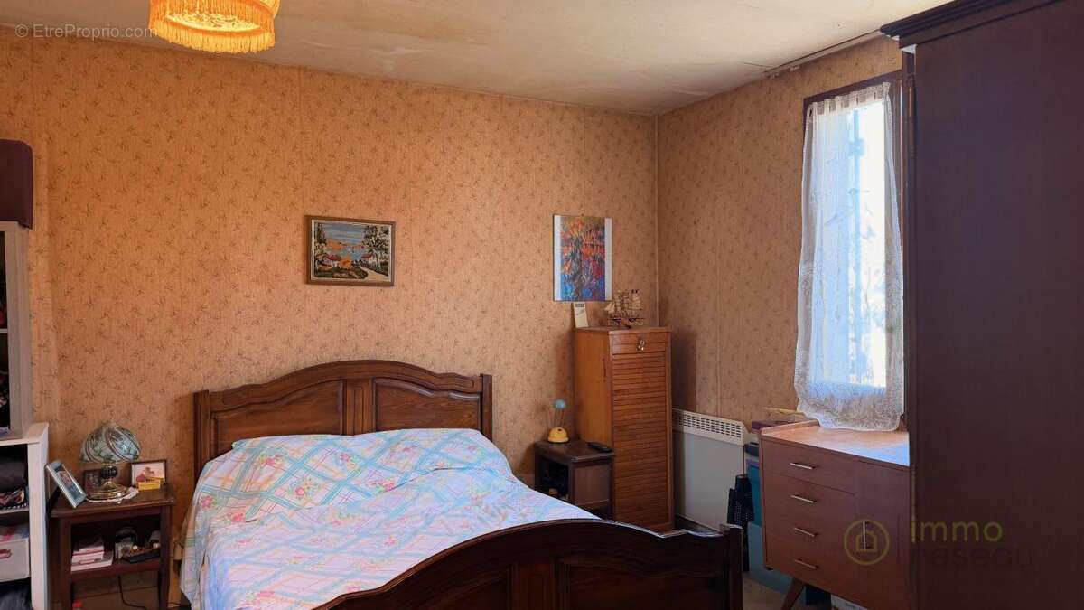 Maison 92 m² à Magny-En-Vexin  - photo 4