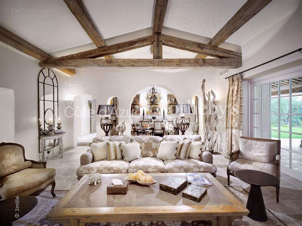 Maison à LES ADRETS-DE-L'ESTEREL