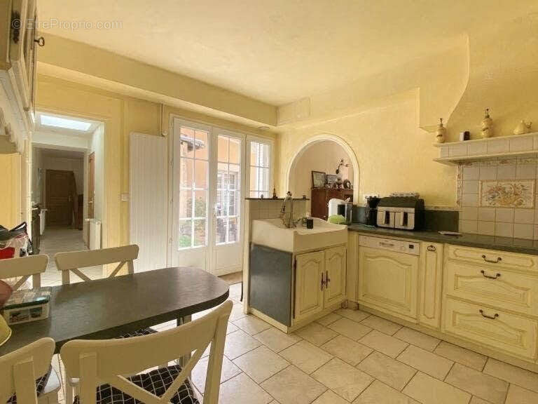 Maison à NOGENT-LE-ROI