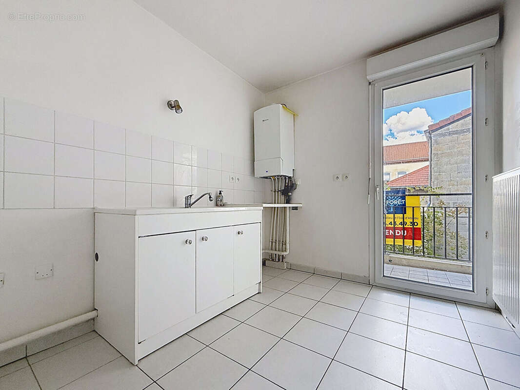 Appartement à BOURGOIN-JALLIEU