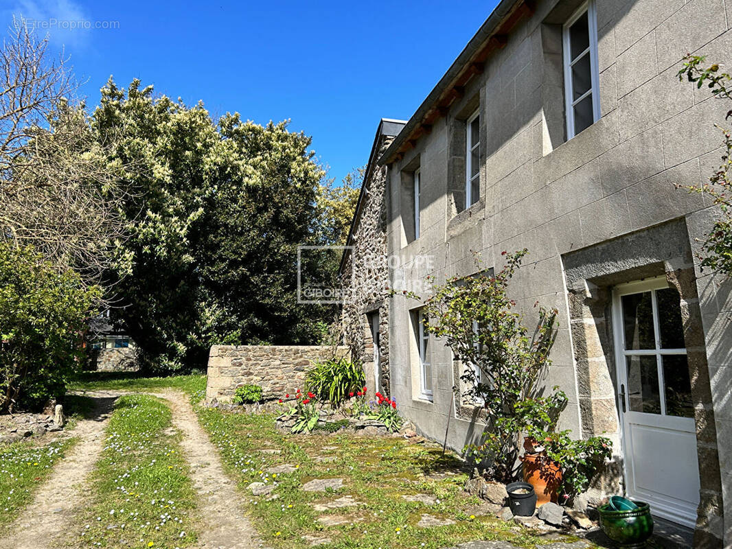 Maison à SAINT-SULIAC