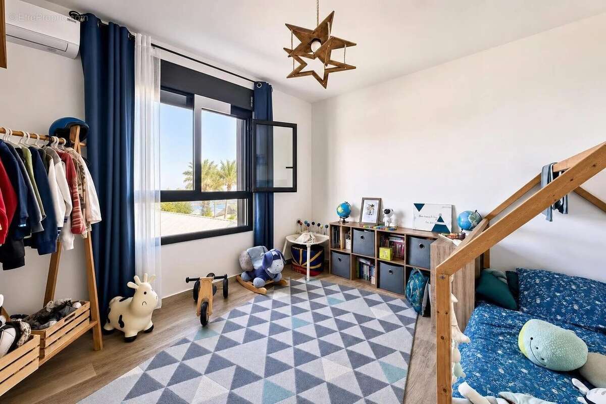 À VENDRE – Villa 5 pièces – Le Tampon - photo 8