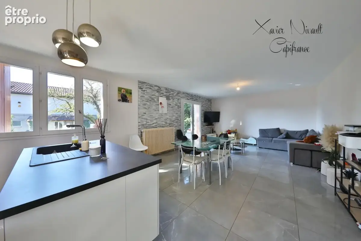 Maison à vendre 4 pièces VONNAS (01) - photo 2