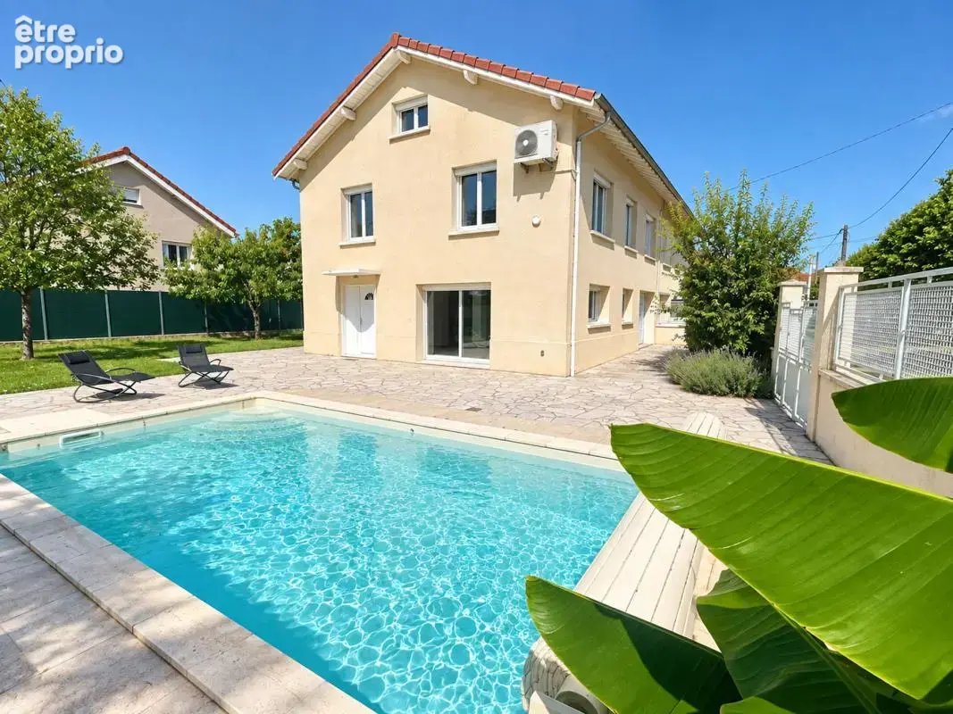 Maison à LYON-8E