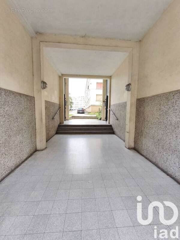 Photo 7 - Appartement à LIVRY-GARGAN