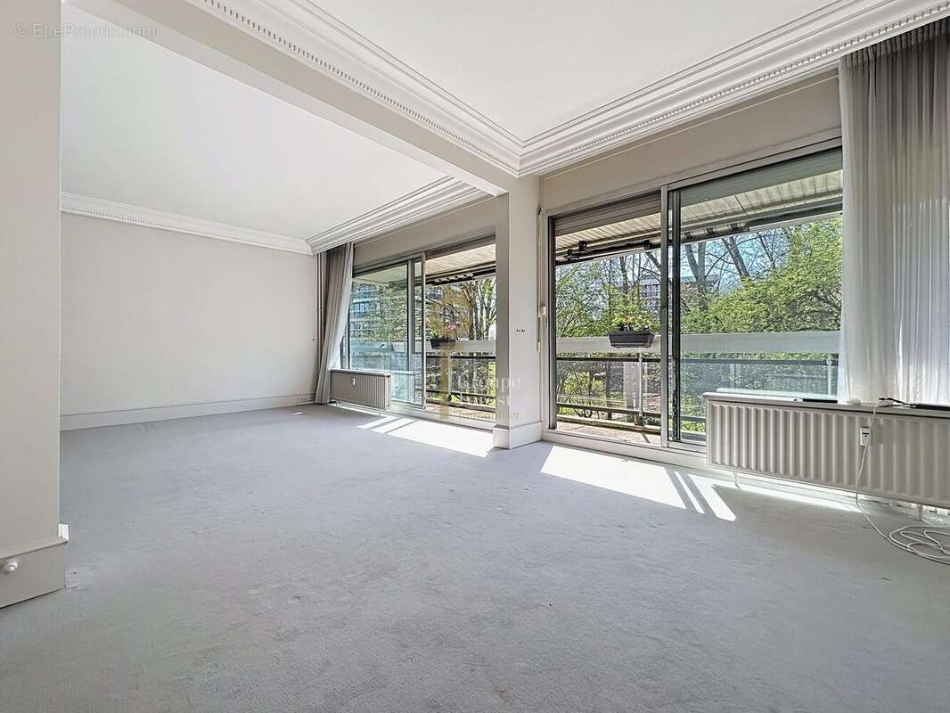 Appartement 128 m² à Croix  - photo 7