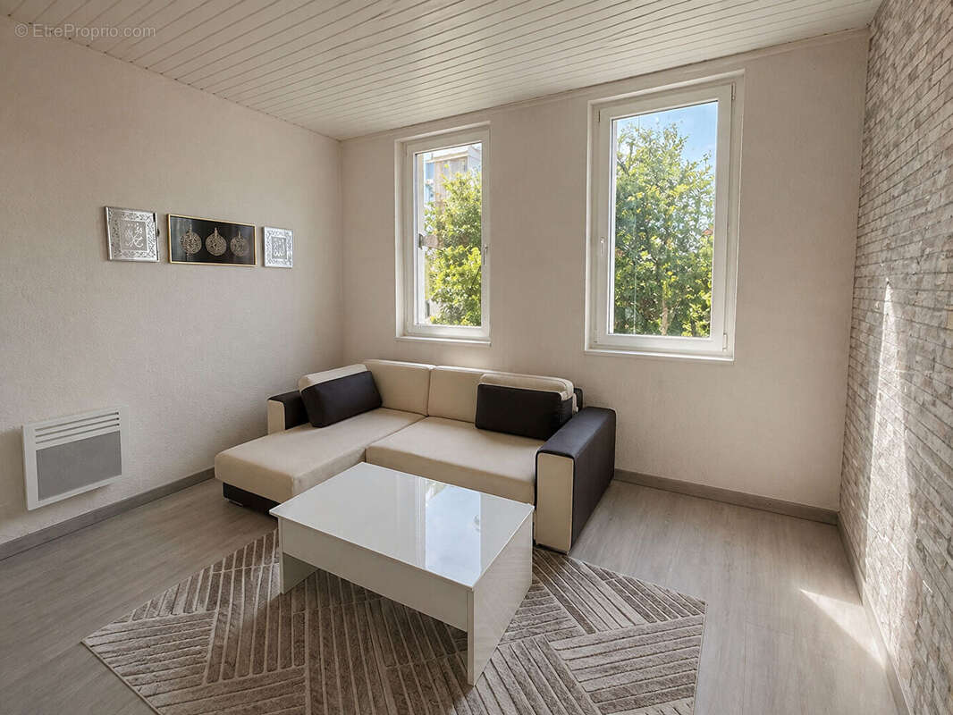 Appartement à BORDEAUX