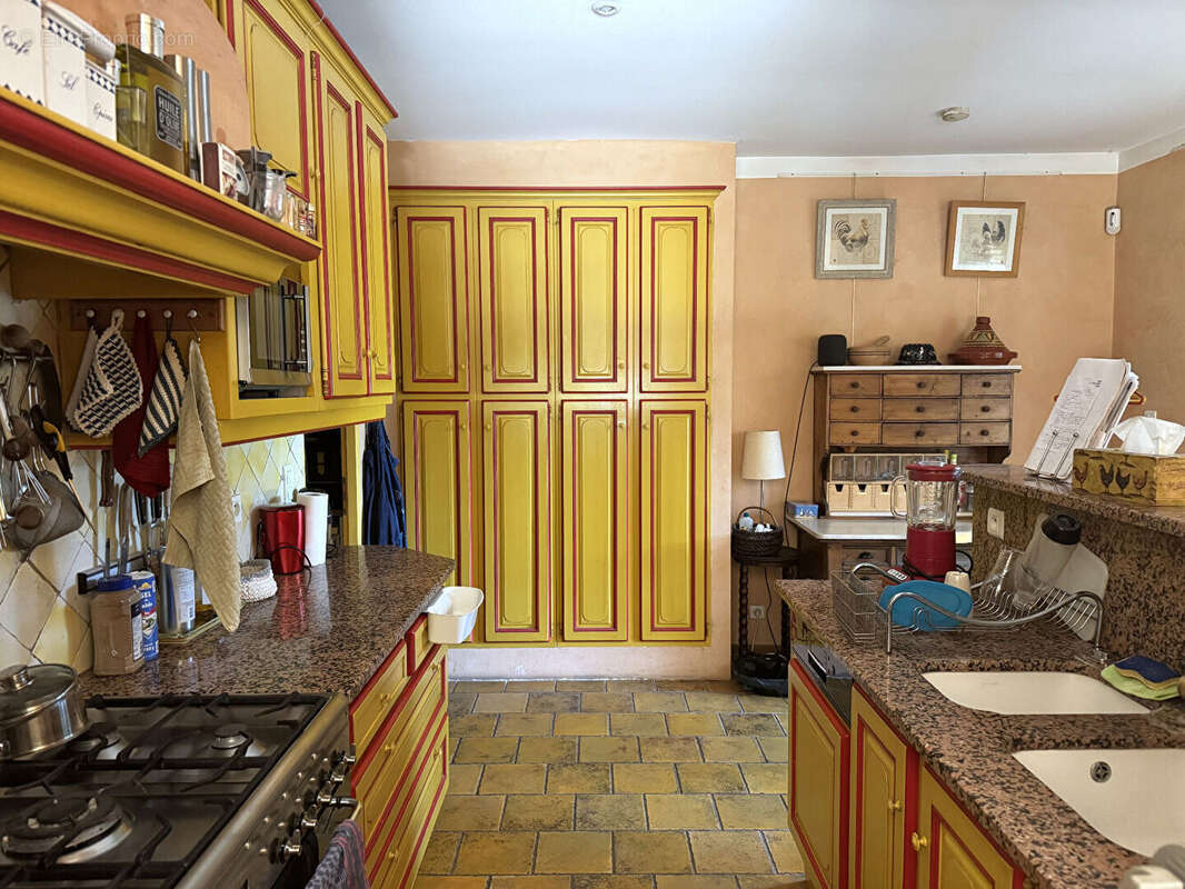 Maison à VILLENEUVE-LES-AVIGNON