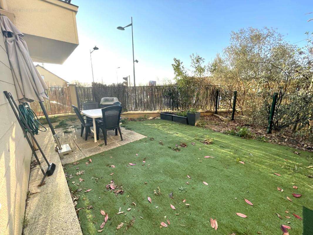 Appartement à DAMMARIE-LES-LYS