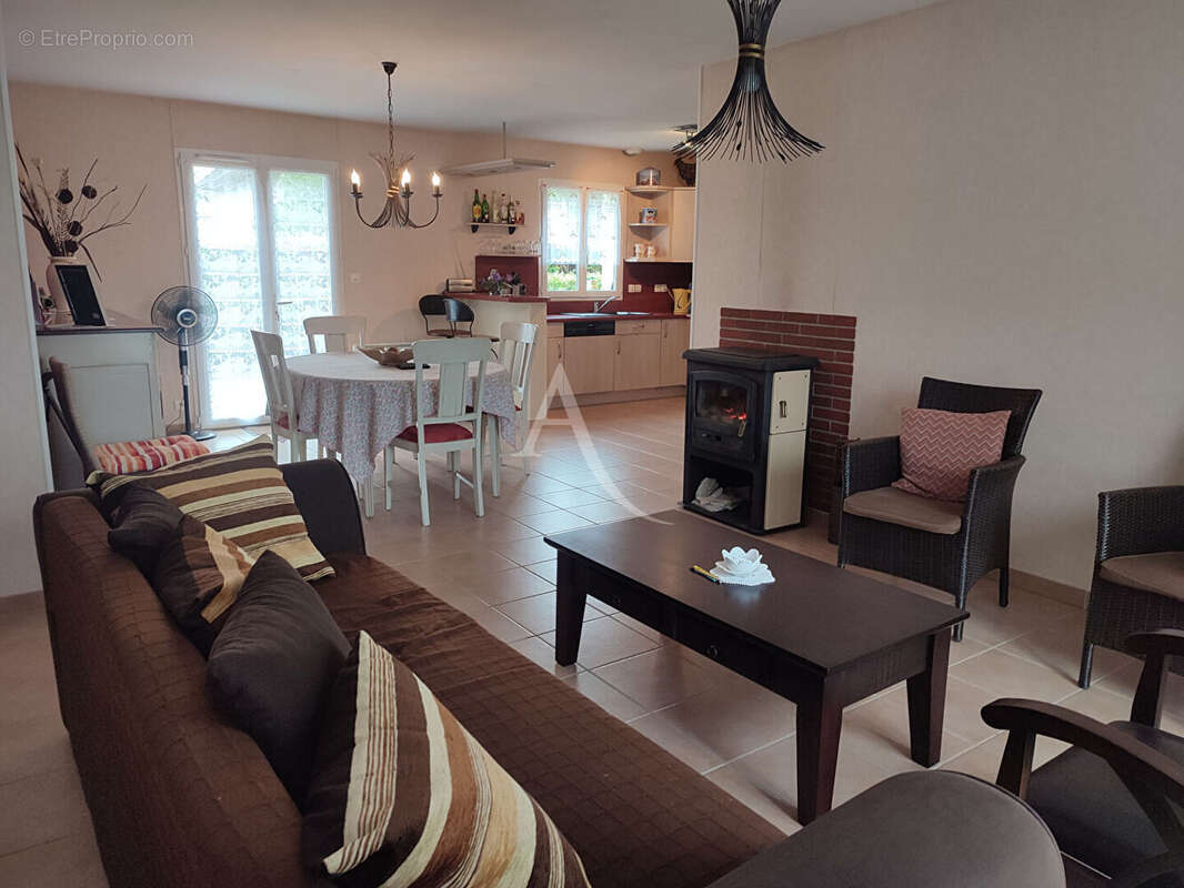 Maison à LAMOTTE-BEUVRON