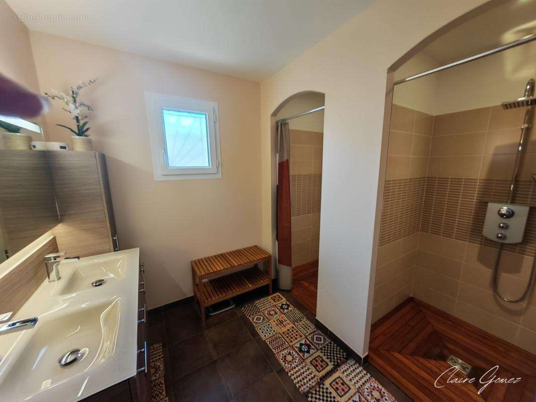Maison de plain-pied 5 pièces 143,54m² – À seulement 10 minutes de L'Isle-Jourdain (32) - photo 6