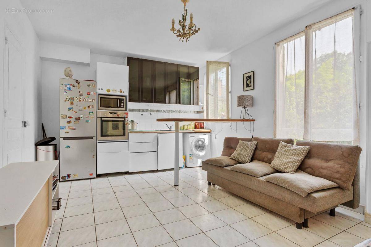 Appartement à VILLENEUVE-SAINT-GEORGES