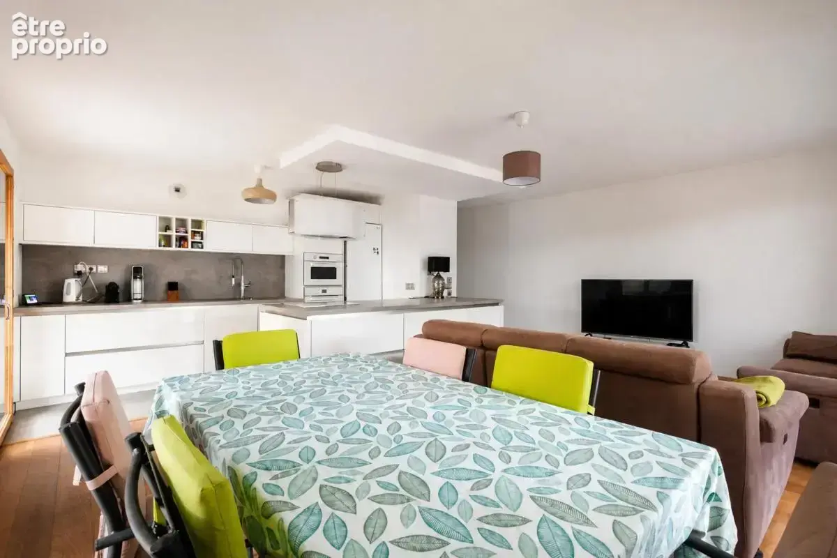 Appartement de 4 pièces de 91 m² avec balcon et box, Divonne-les-Bains - photo 4
