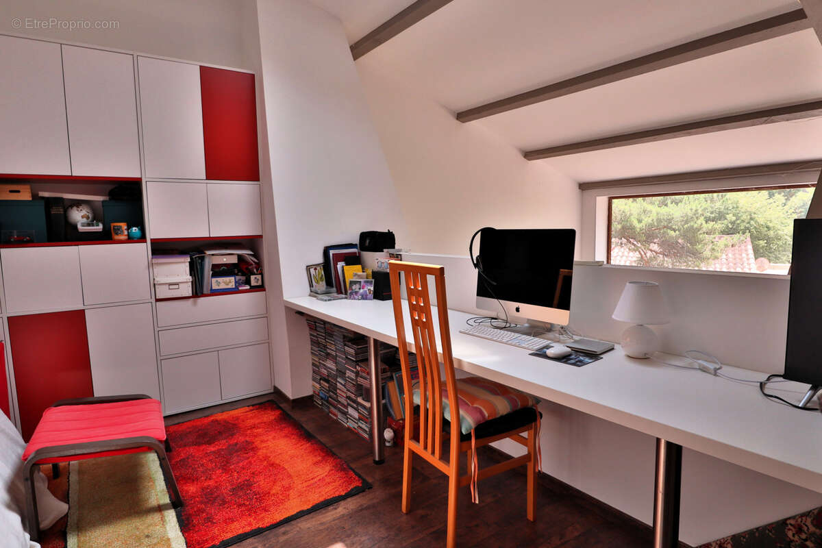 Maison à ROUSSILLON