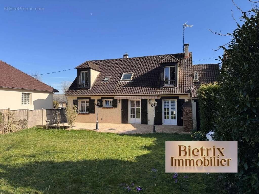 Maison à PARMAIN