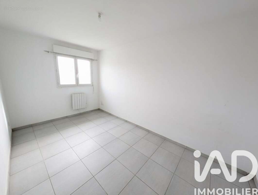 Photo 2 - Maison à COUTRAS