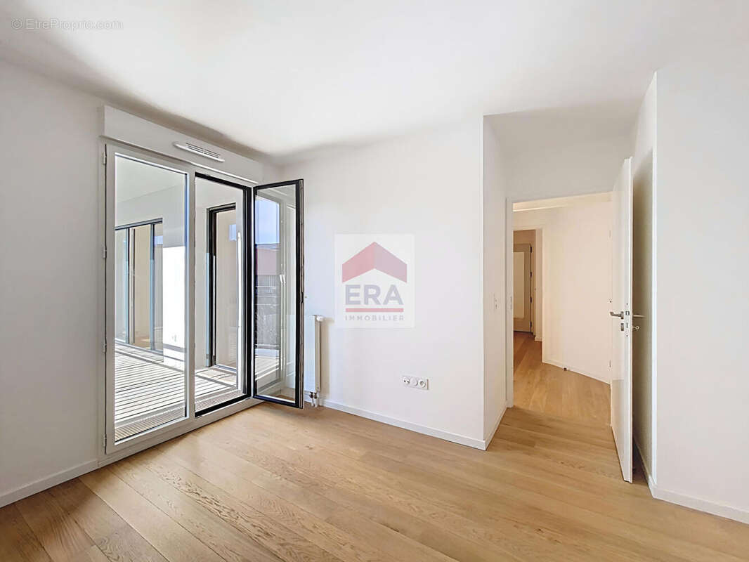 Appartement à SURESNES