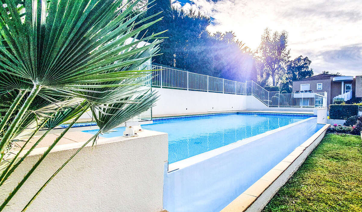 Appartement à MANDELIEU-LA-NAPOULE