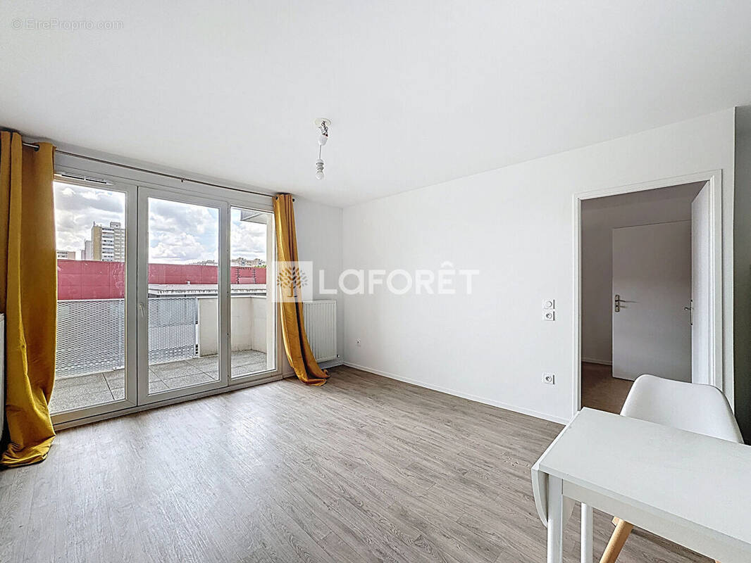 Appartement à BONNEUIL-SUR-MARNE