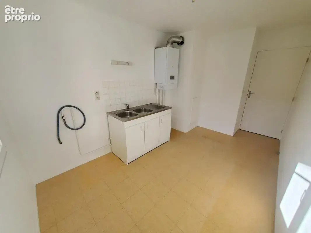 Beau T4 en rez-de-chaussée proche toutes commodités - photo 6