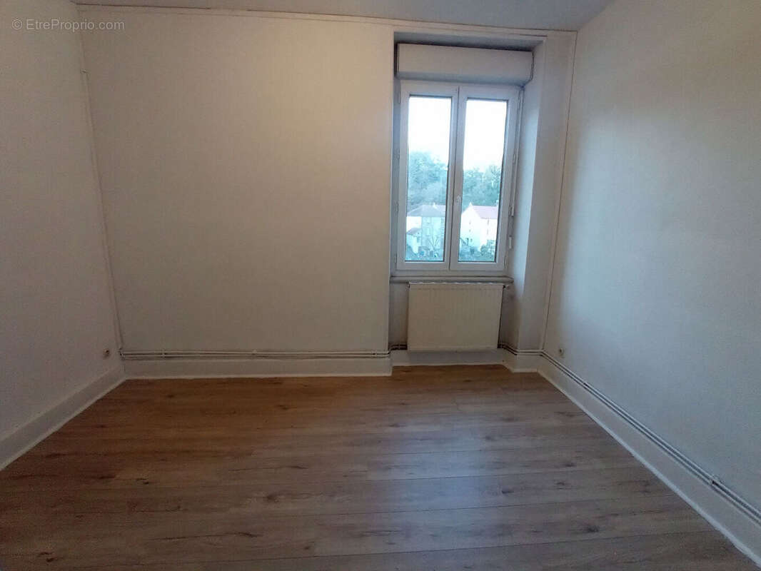 Appartement à SAINT-ELOY-LES-MINES