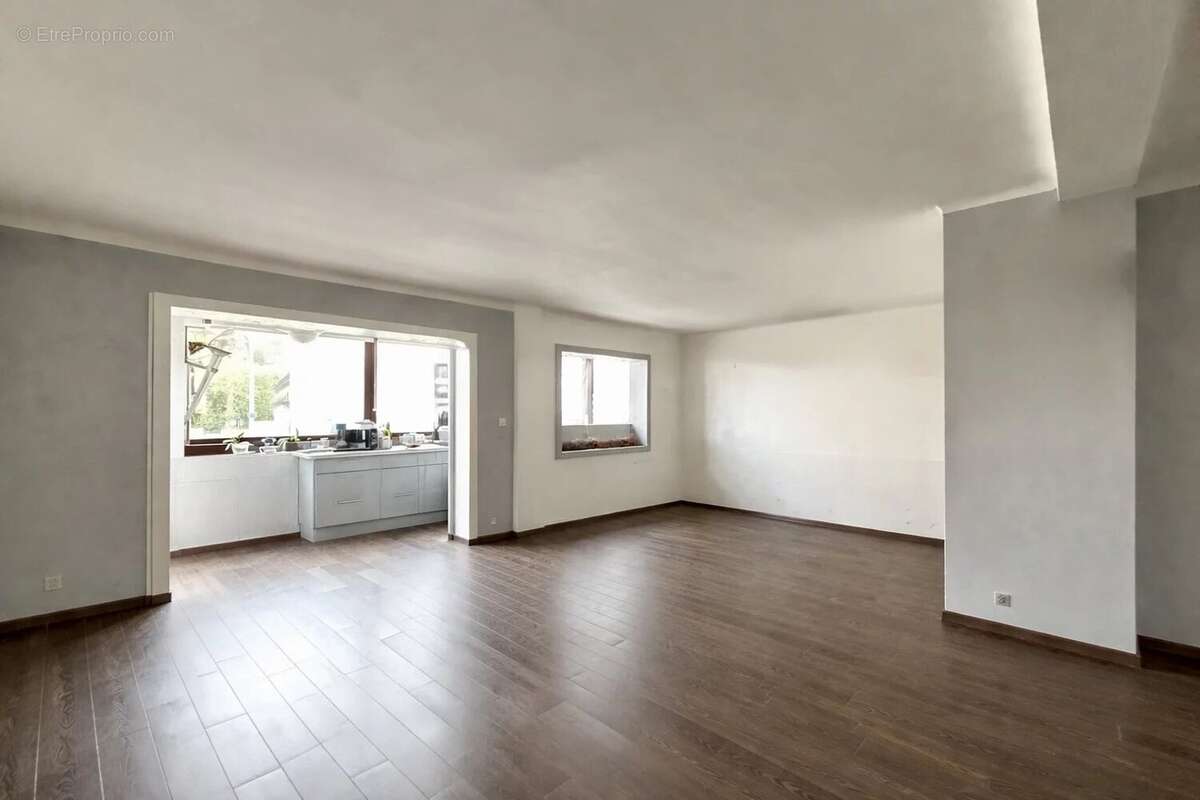 Appartement à SIX-FOURS-LES-PLAGES