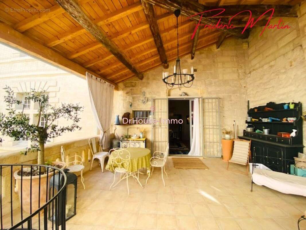 Maison 118 m² à Uzes  - photo 2