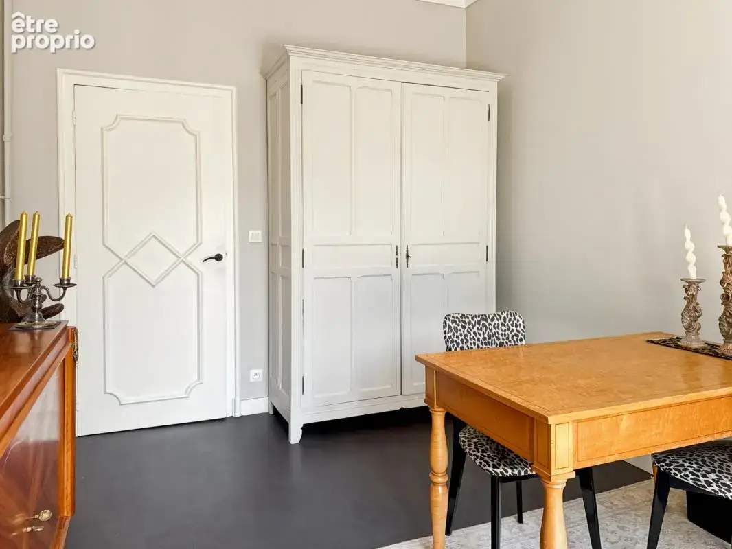 VICHY – Quartier République – Appartement de caractère 80 m² avec garage et caves dans maison Art déco - photo 25