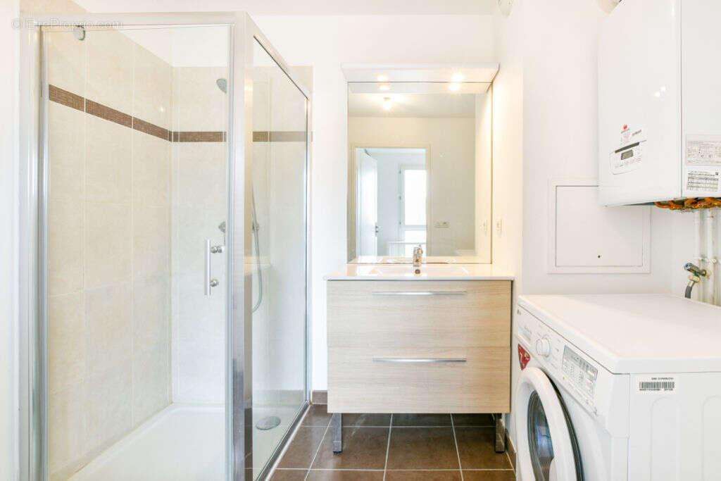 Appartement à BRIE-COMTE-ROBERT
