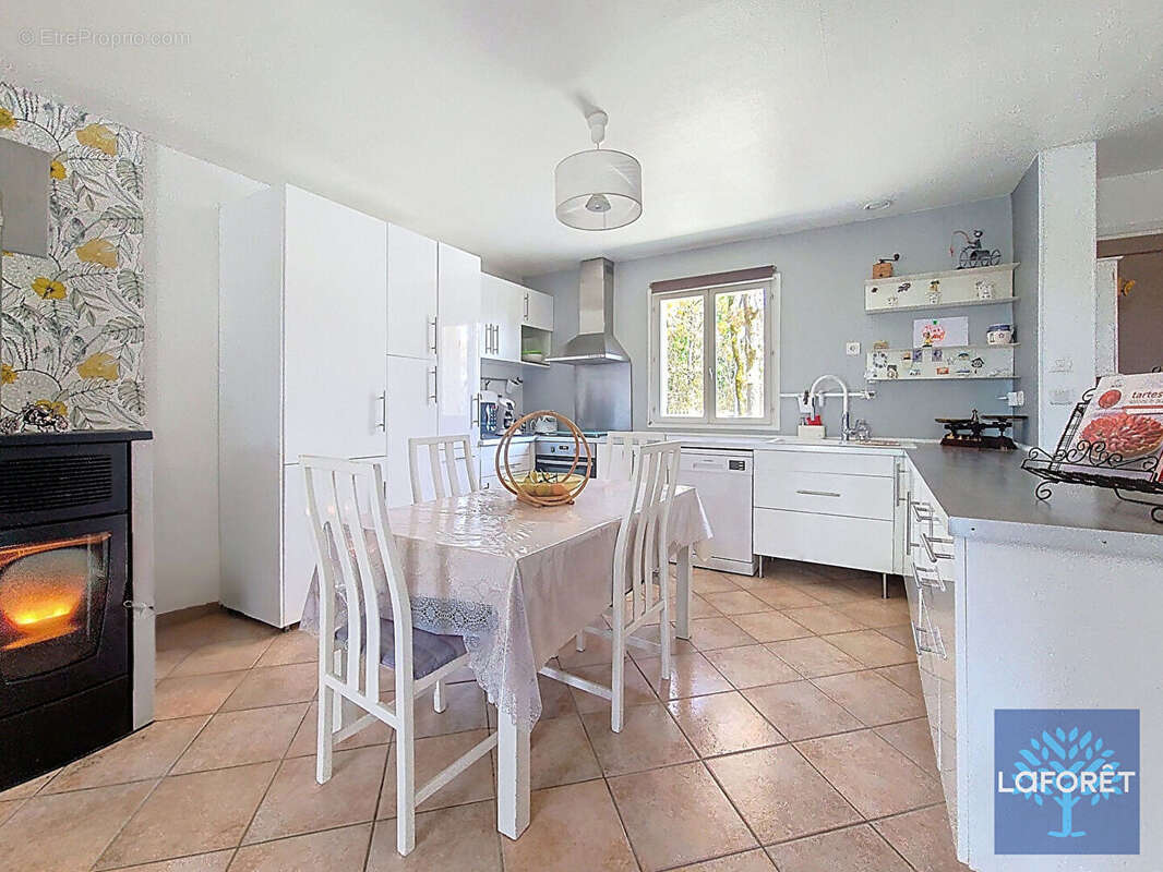 Maison à CHALO-SAINT-MARS