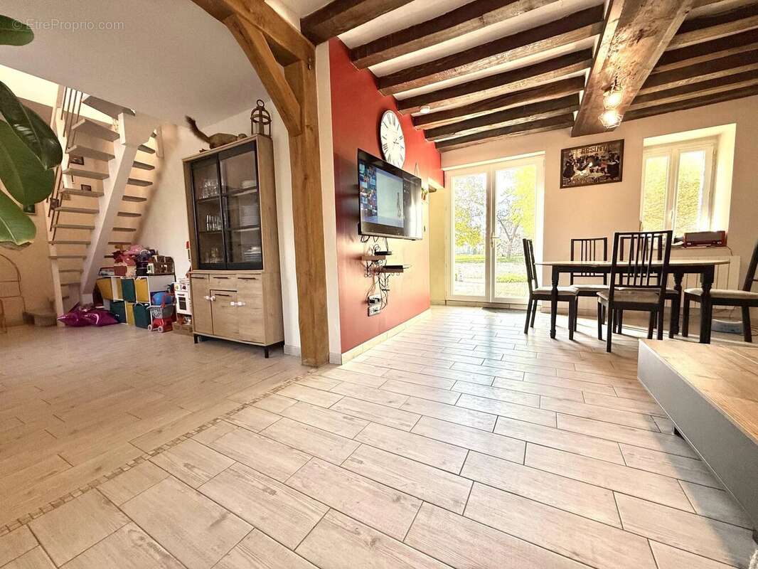 Maison à PACY-SUR-EURE