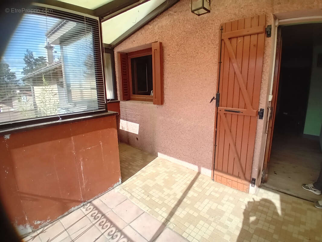 Maison à SAINT-VINCENT-DE-BOISSET